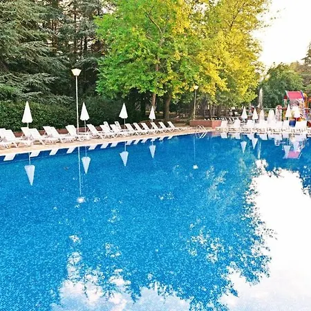 Compass Hotel