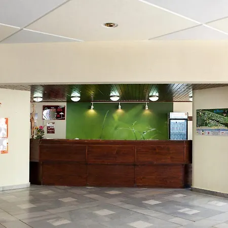 Compass ホテル アルベナ