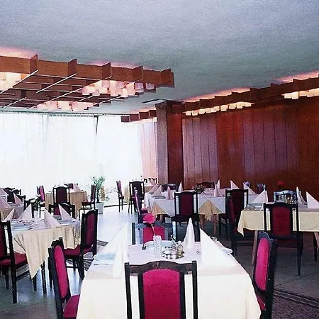 Hotel Compass