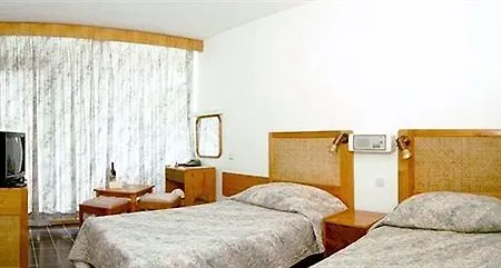 Compass Hotel 4*